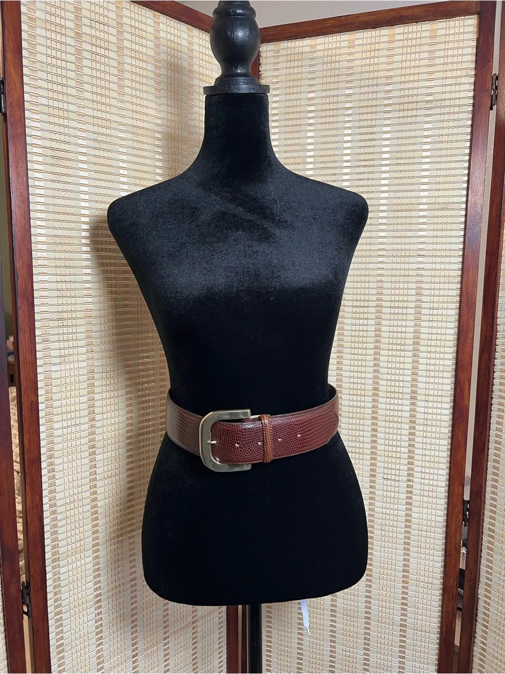 Vintage 90s Jos. A. Bank Lizard Embossed Leather Belt M 🐊